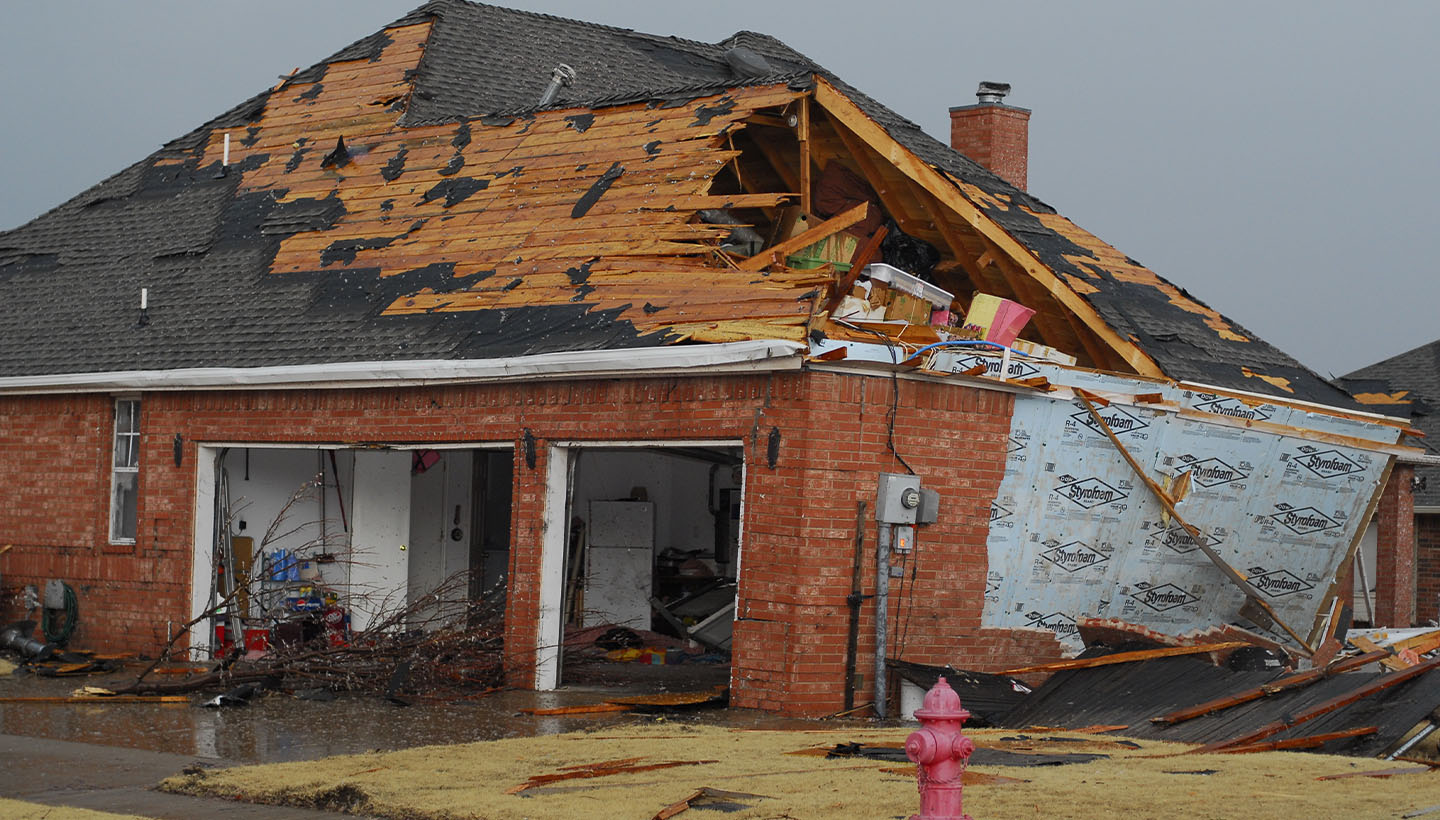 142834-WhatWindMitigationInspection-1-1440×820 a home that has been damaged by a storm